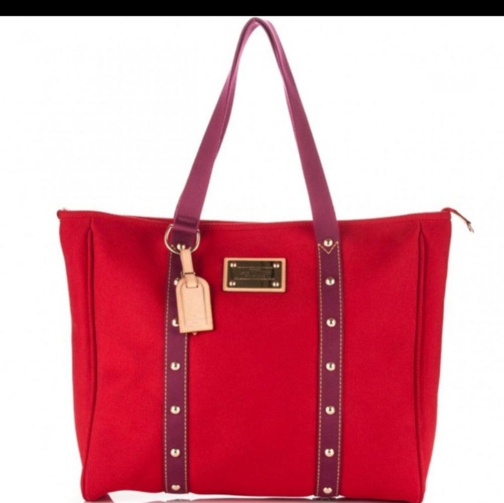 SOLD LV Cabas Antigua zippered tote